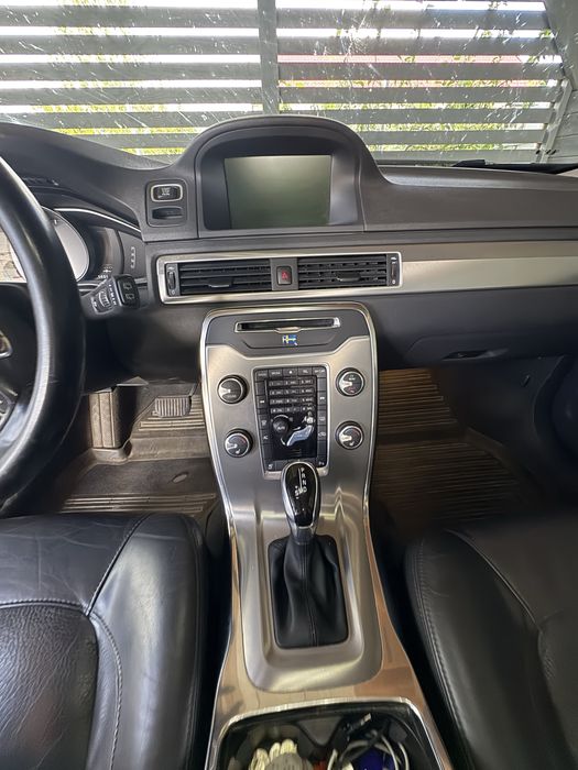 Volvo v70 2.0 D3 2011 Summum