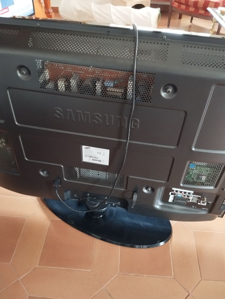 Televisão Samsung 107 cm para peças