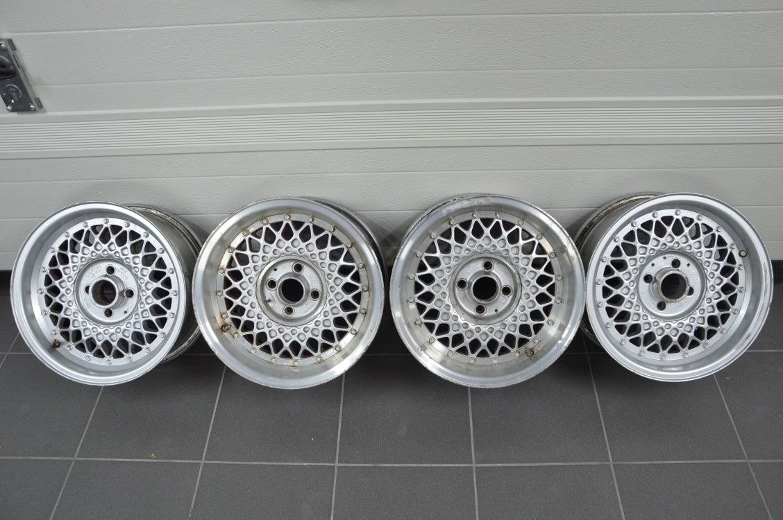 Rial cobra rs mesh 15 4x100 7j et23 8j et18 BMW E30 Golf MK1 kadett