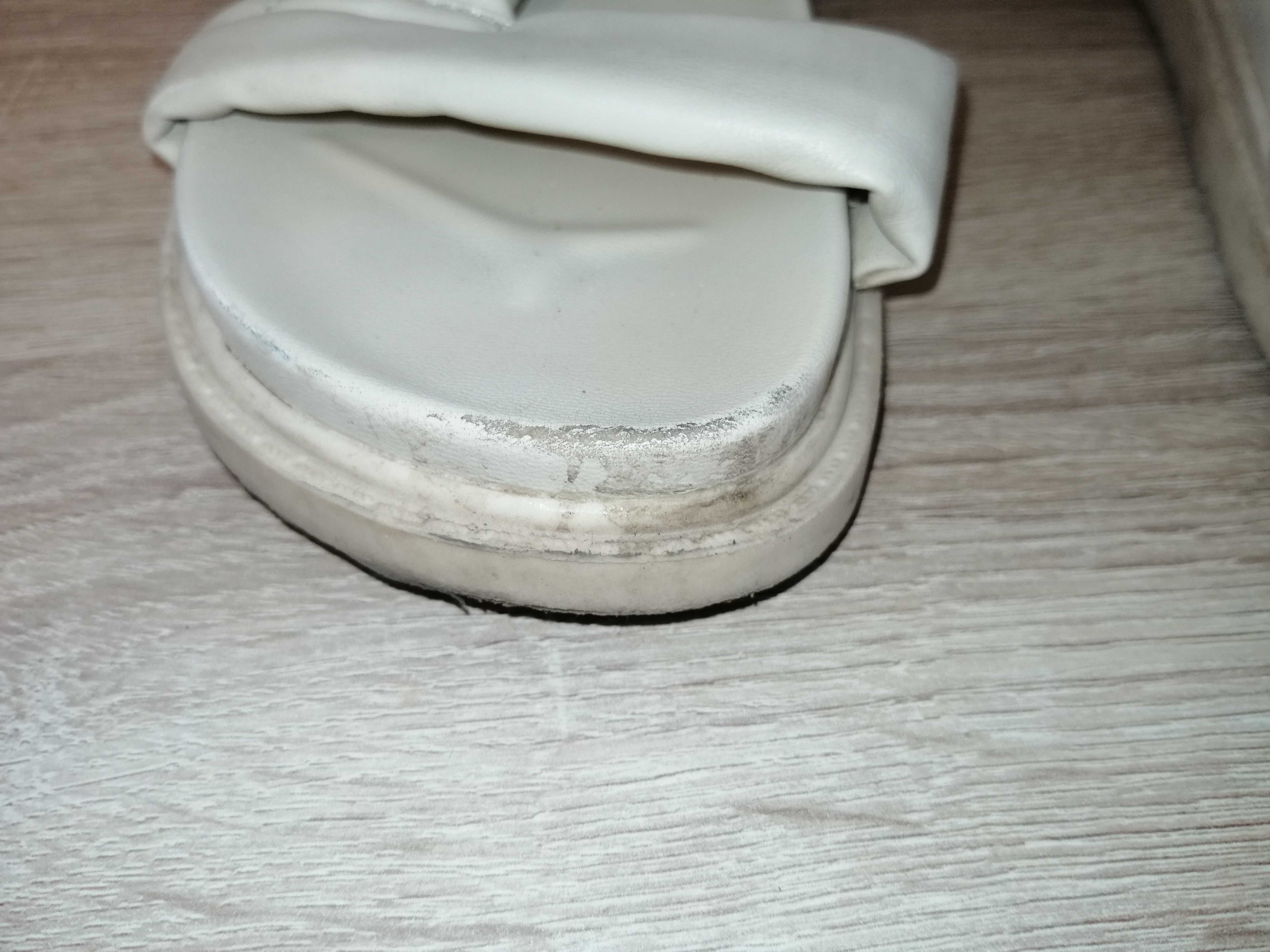 Sandały dziewczęce Nelli Blu, rozmiar 36 – białe, solidne
