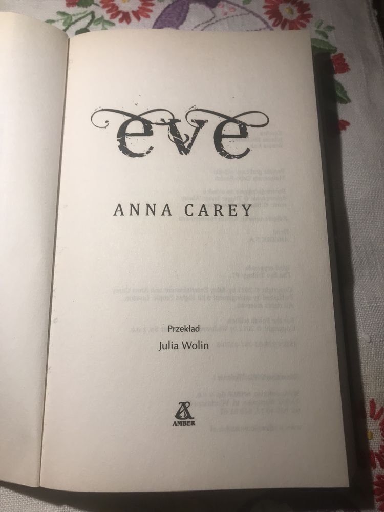 Eve - Anna Carey