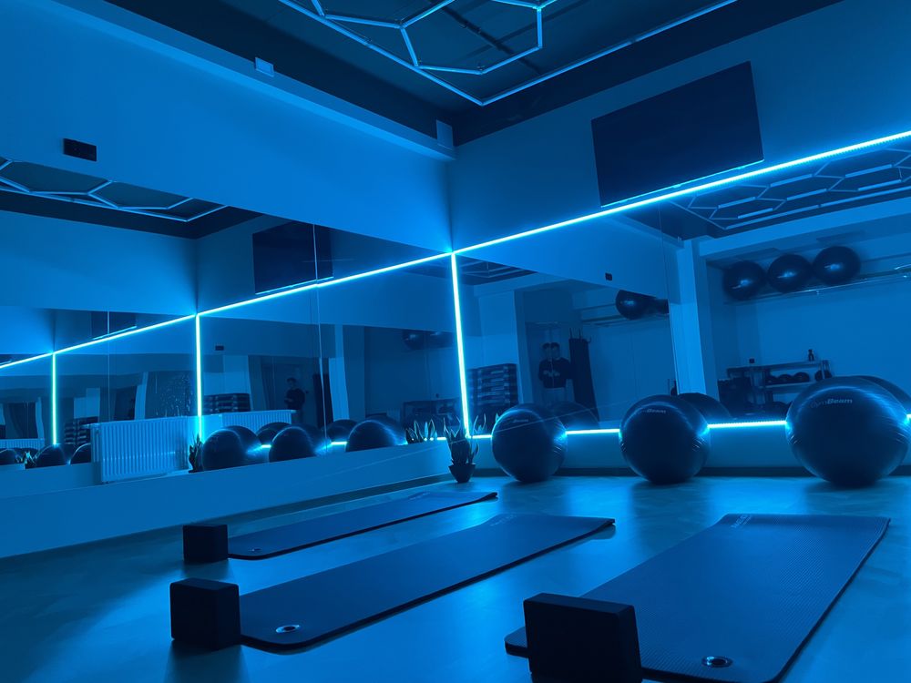 Lustrzana sala fitness taniec trening studio siłownia KIELCE salka fit