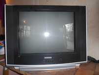 Телевизор SAMSUNG \ тринитрон\ 2010ГОД