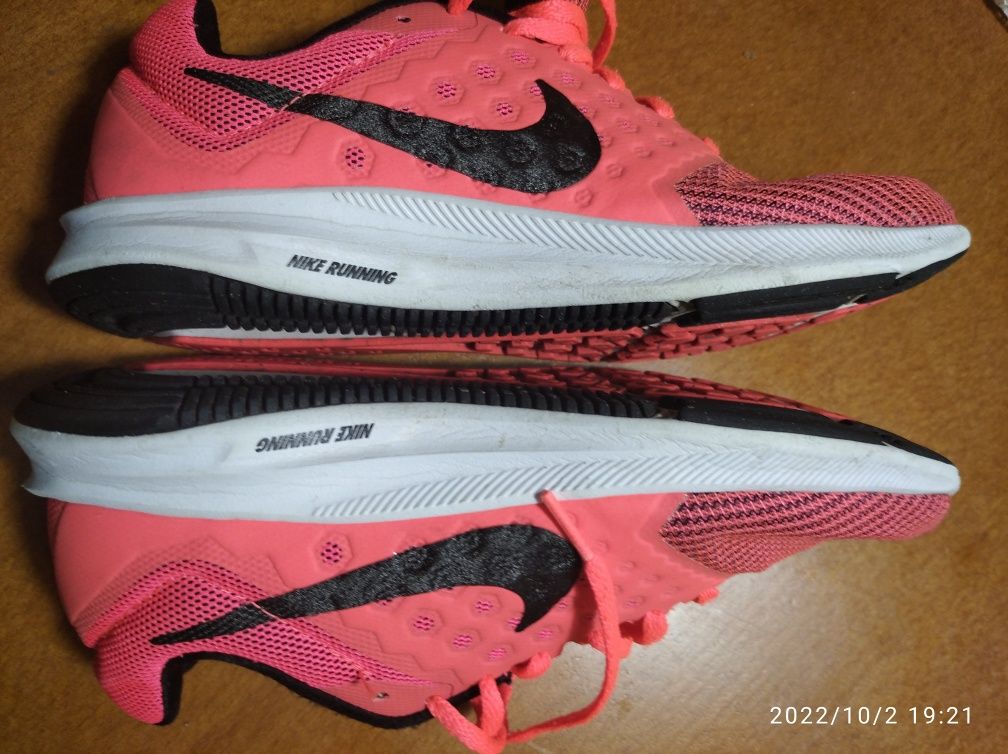 Nike downshifter 7 running 37.5