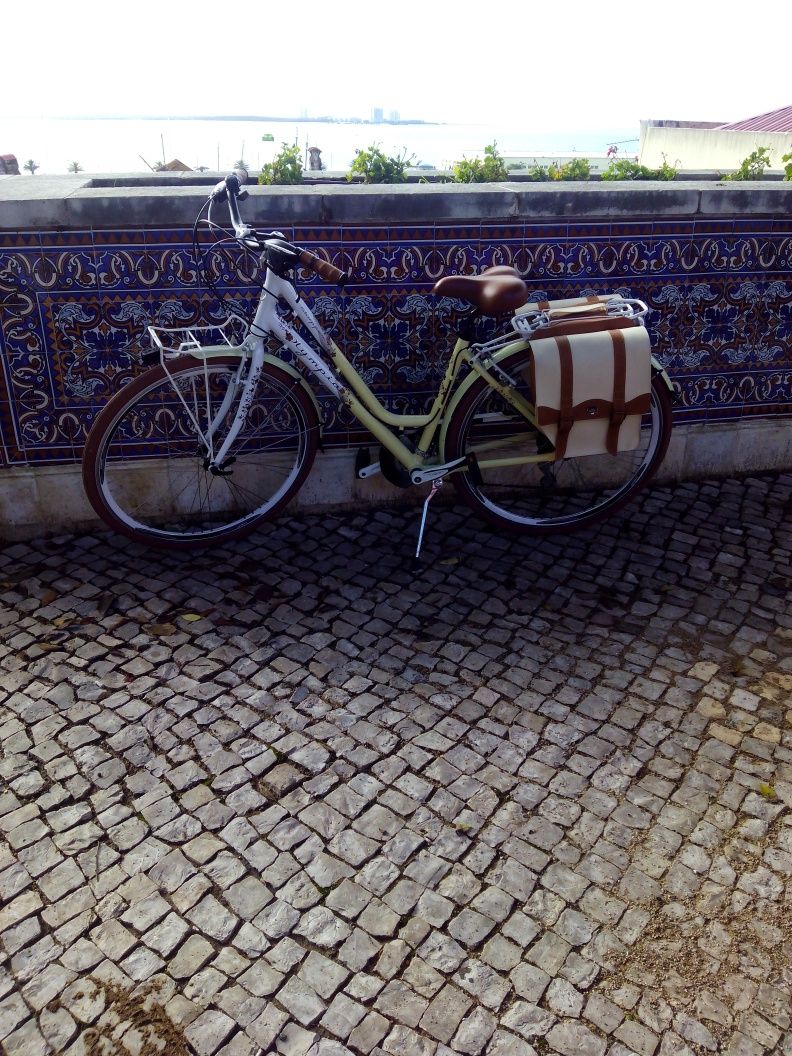 Vendo bicicleta de senhora