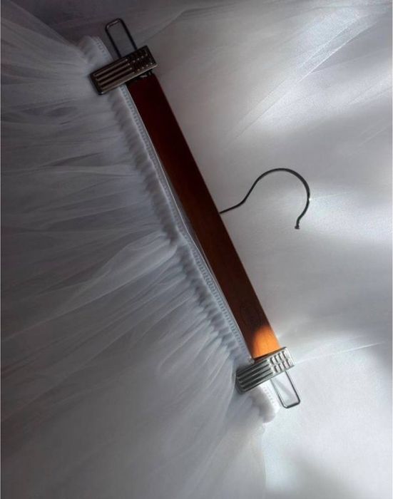 Спідниця-шлейф на весілля