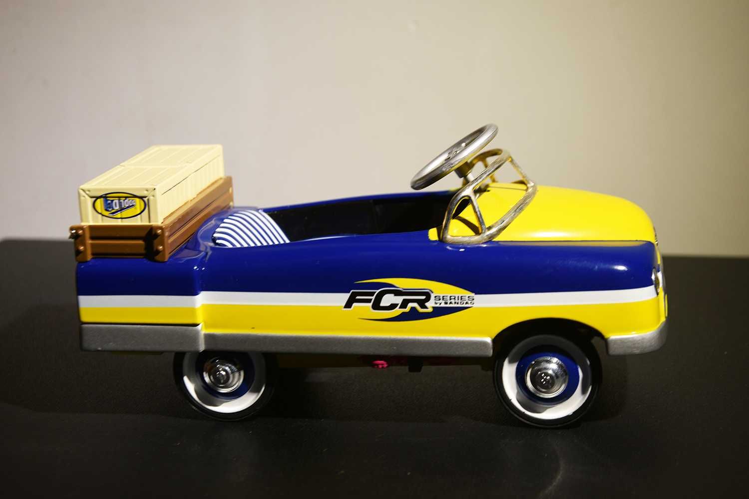 Carro a Pedais miniatura
