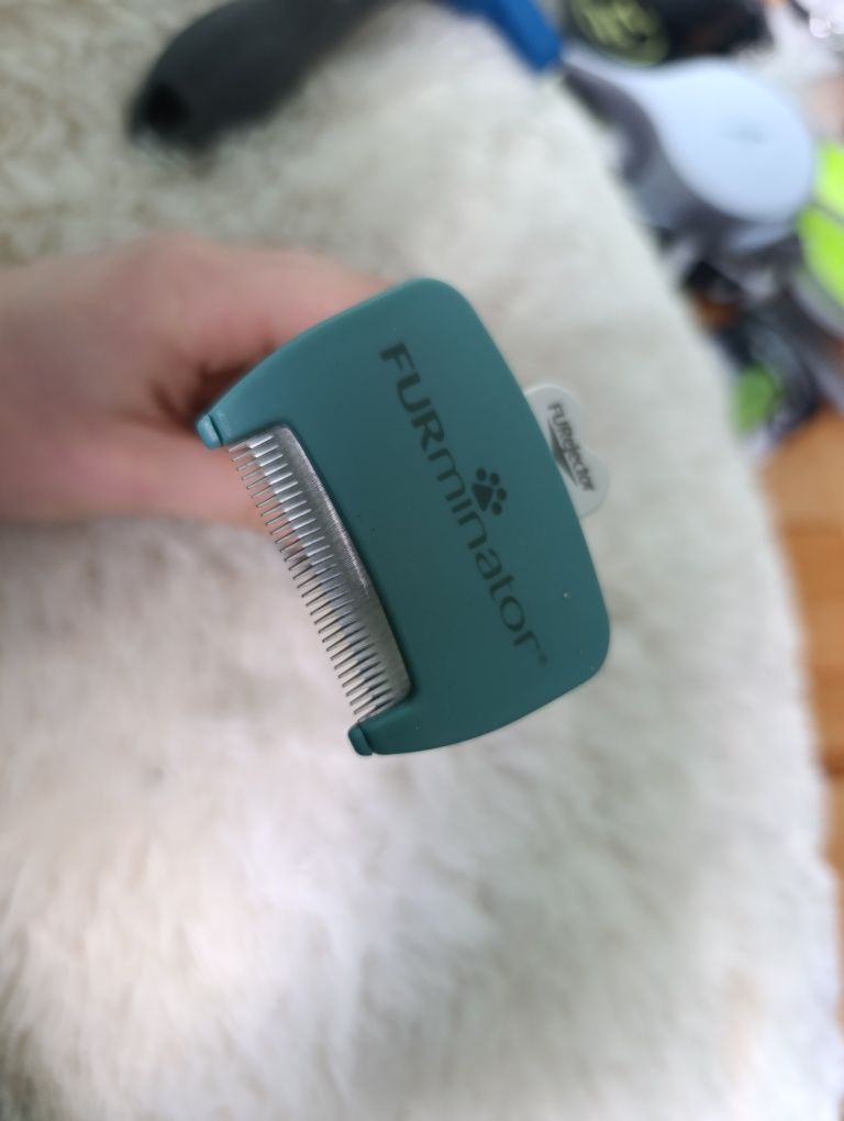 FURminator deShedding Tool