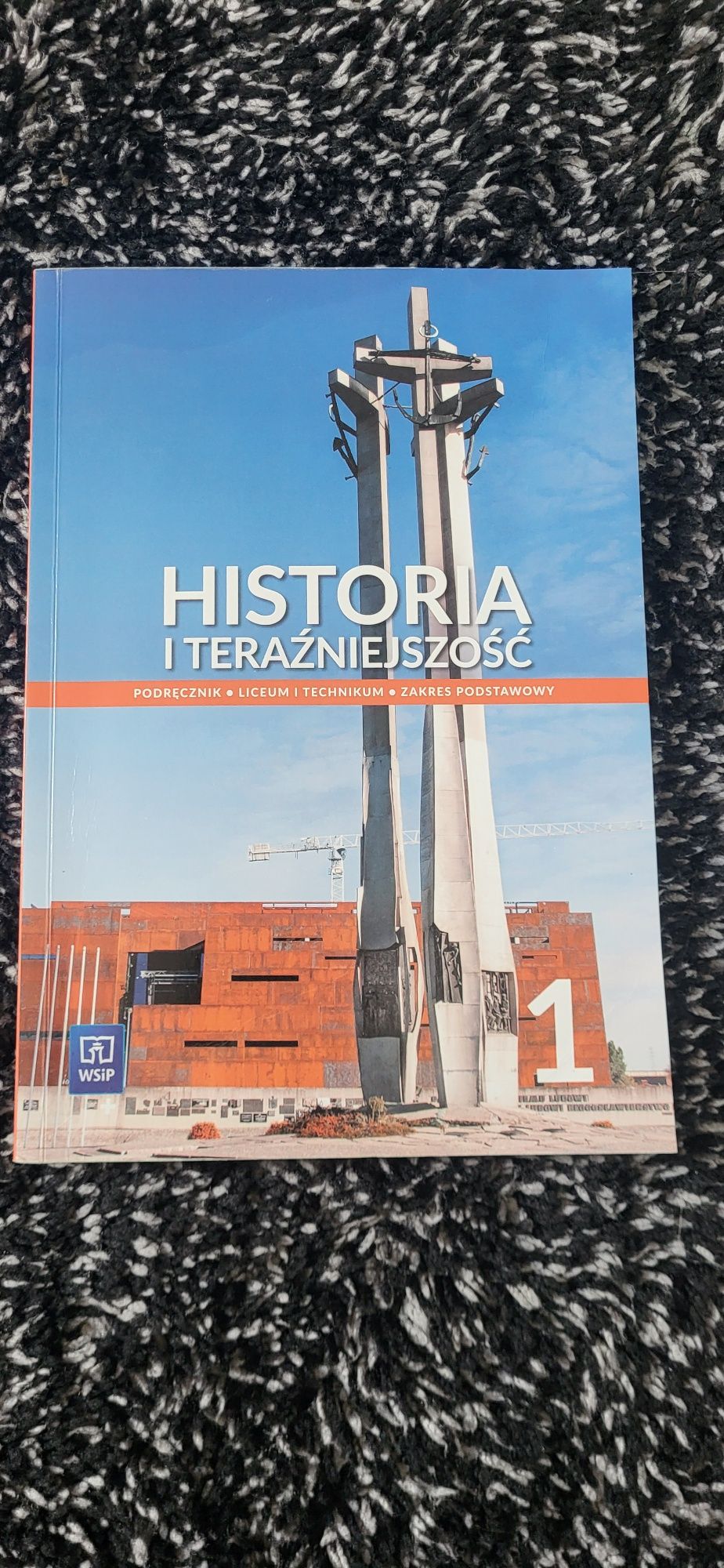 Książka historia i teraźniejszość 1 klasa szkoły średniej