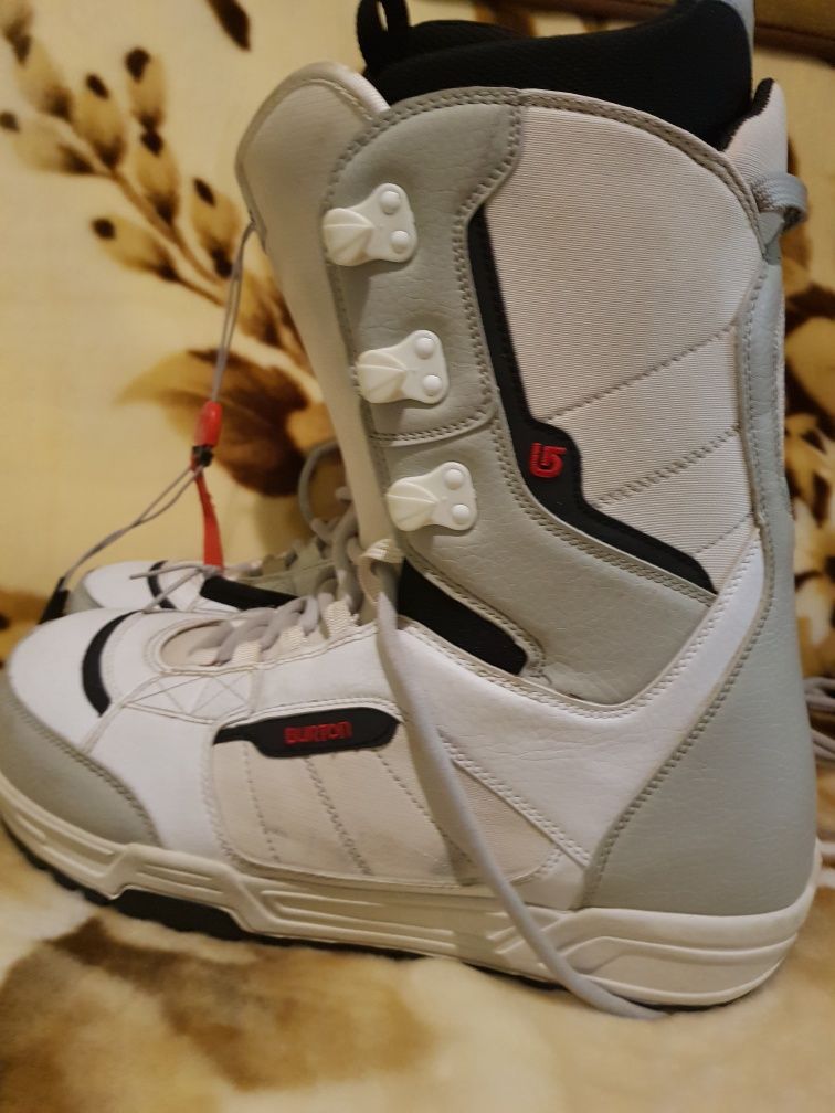 Ботинки для сноуборда Burton Invader