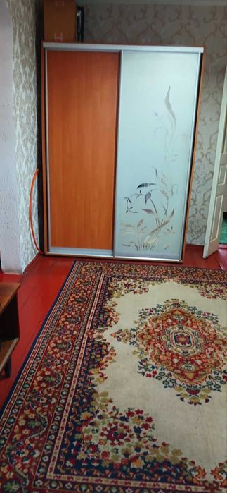 Продається будинок в м. Чигирин в р-ні церкви. 35000 у.о.