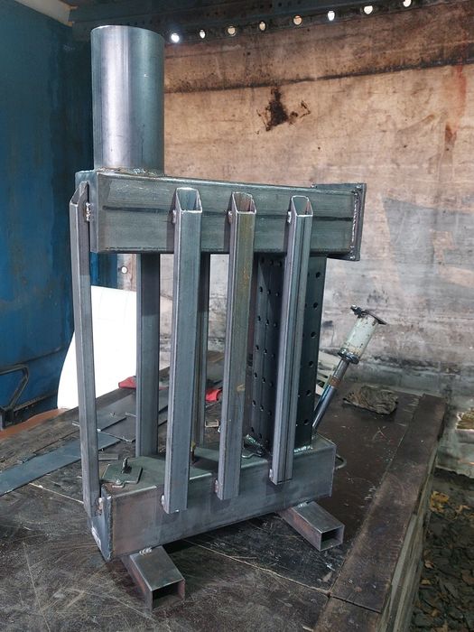 Продам печь на отработке.