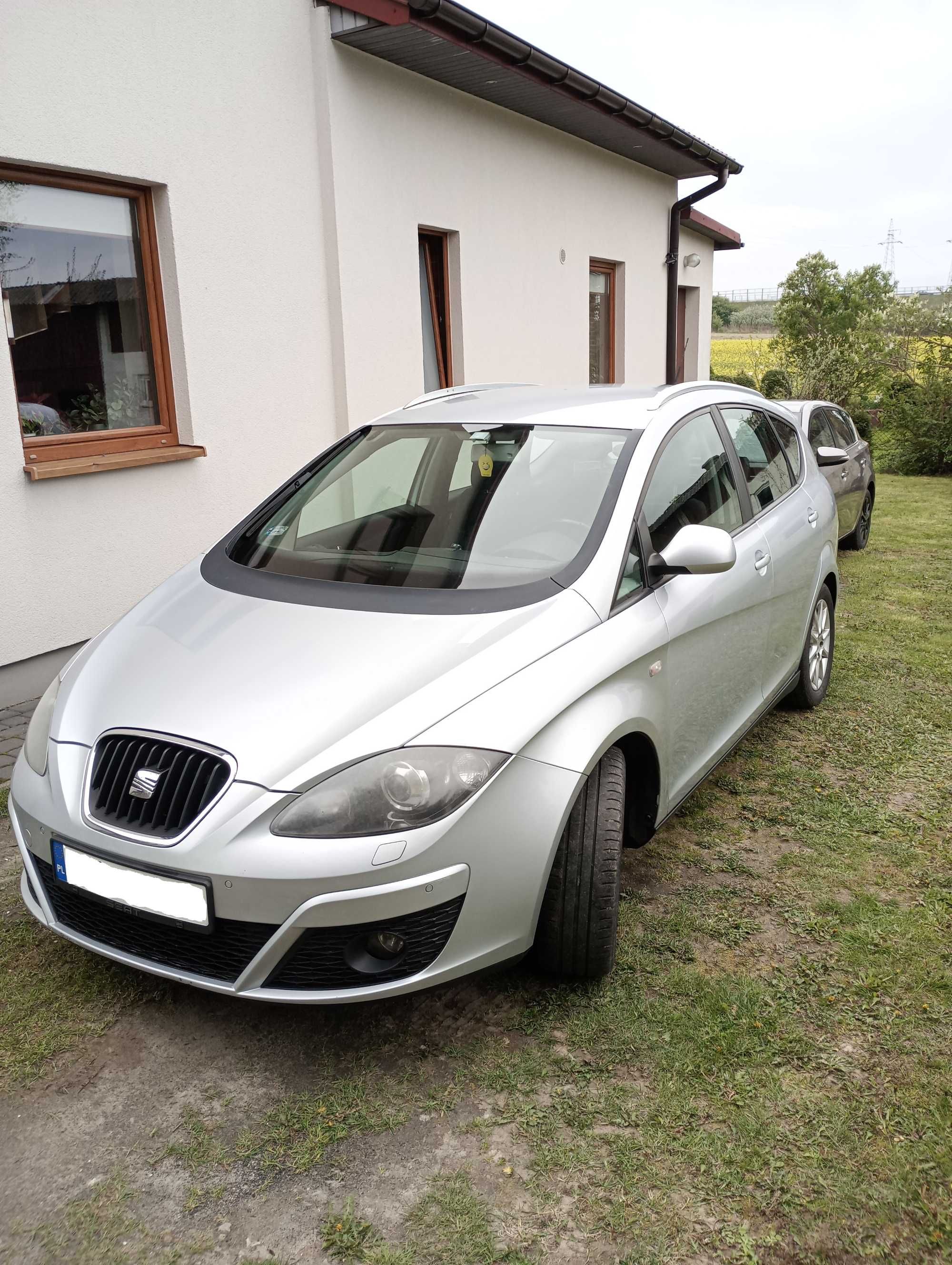 Seat Altea XL 1.6 TDI 2011 r. dobrze wyposażony