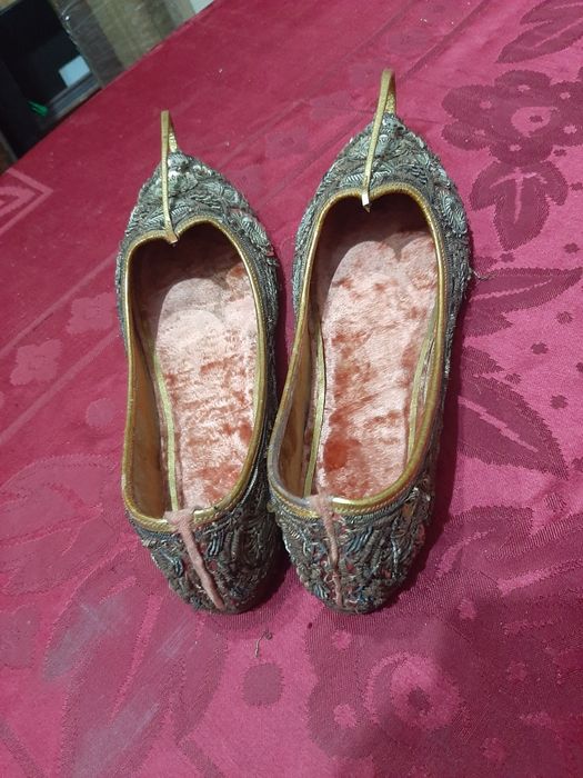 Sapatos/Chinelos de couro Vintage génio