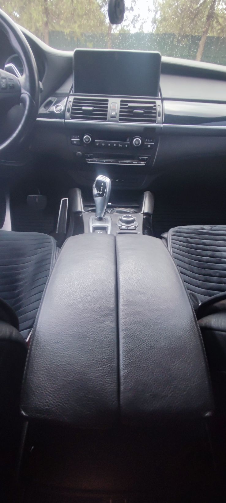 Продам BMW X6 2012