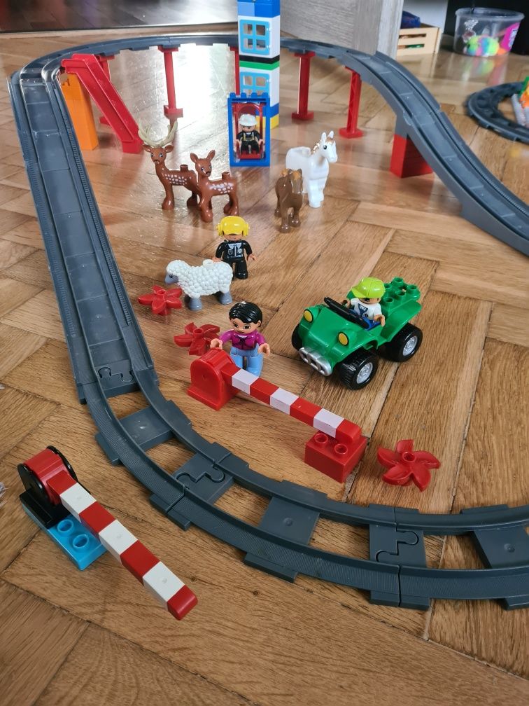 Tory kontatybilne z lego duplo i klocki