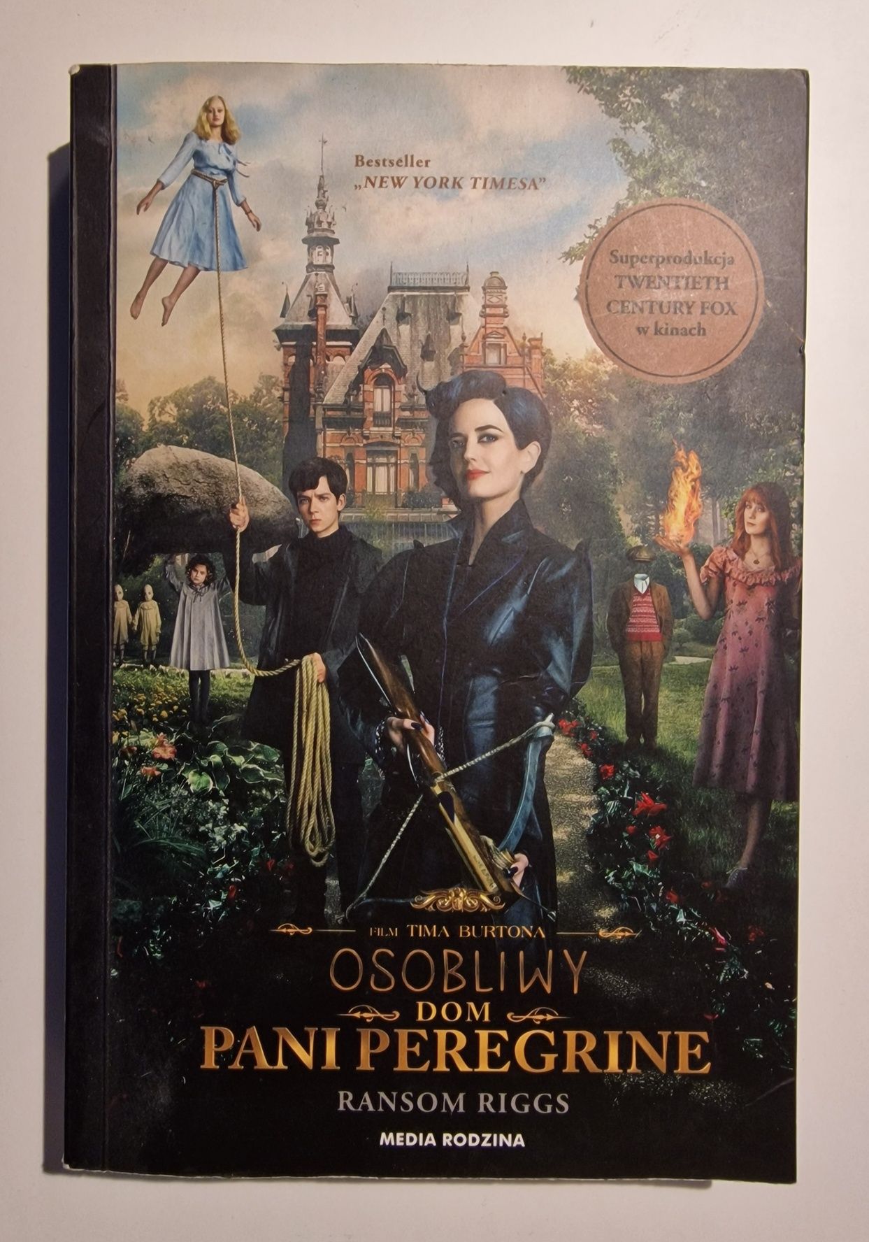 Osobliwy dom Pani Peregrine - Ransom Riggs