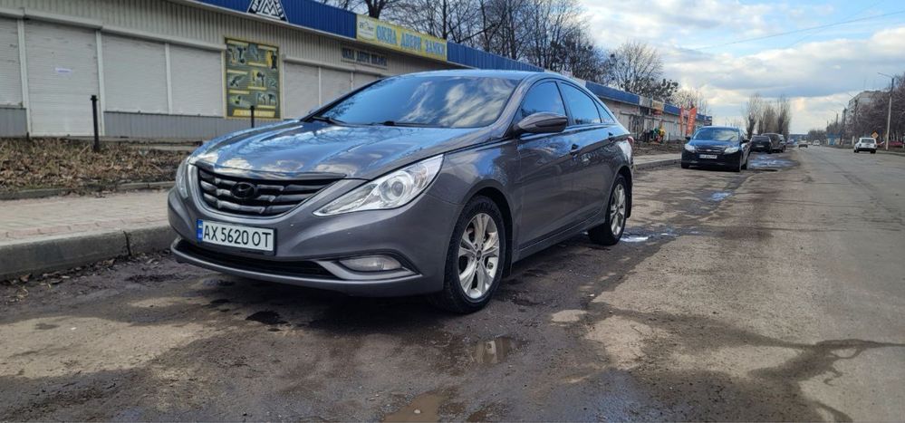 Hyundai Sonata 2010