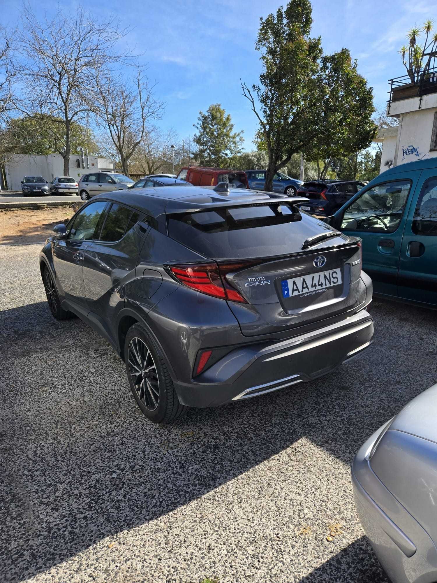 Toyota C-HR 2.0 VVT-i Hybrid
