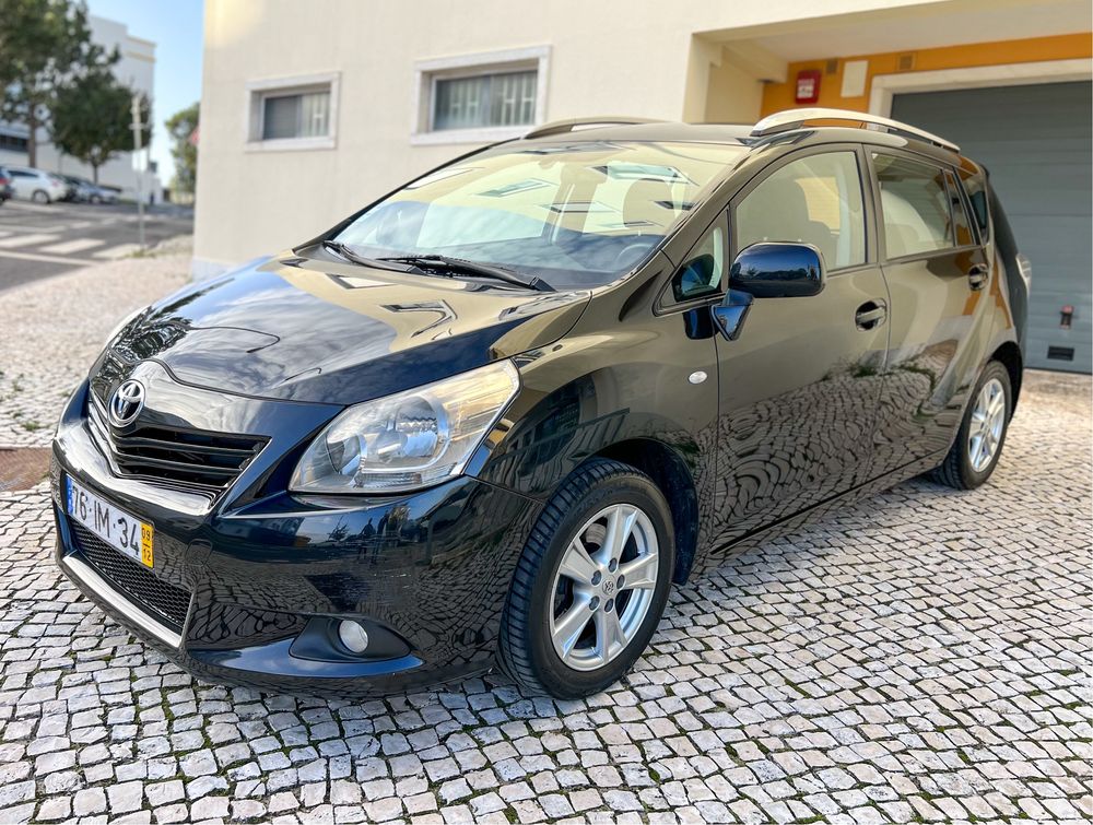 Toyota Verso 2.0 D4D Energy - 7 lugares Full extras