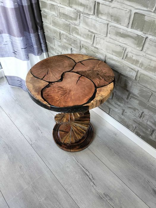 Stolik kawowy okrągły Dębowy z żywicą