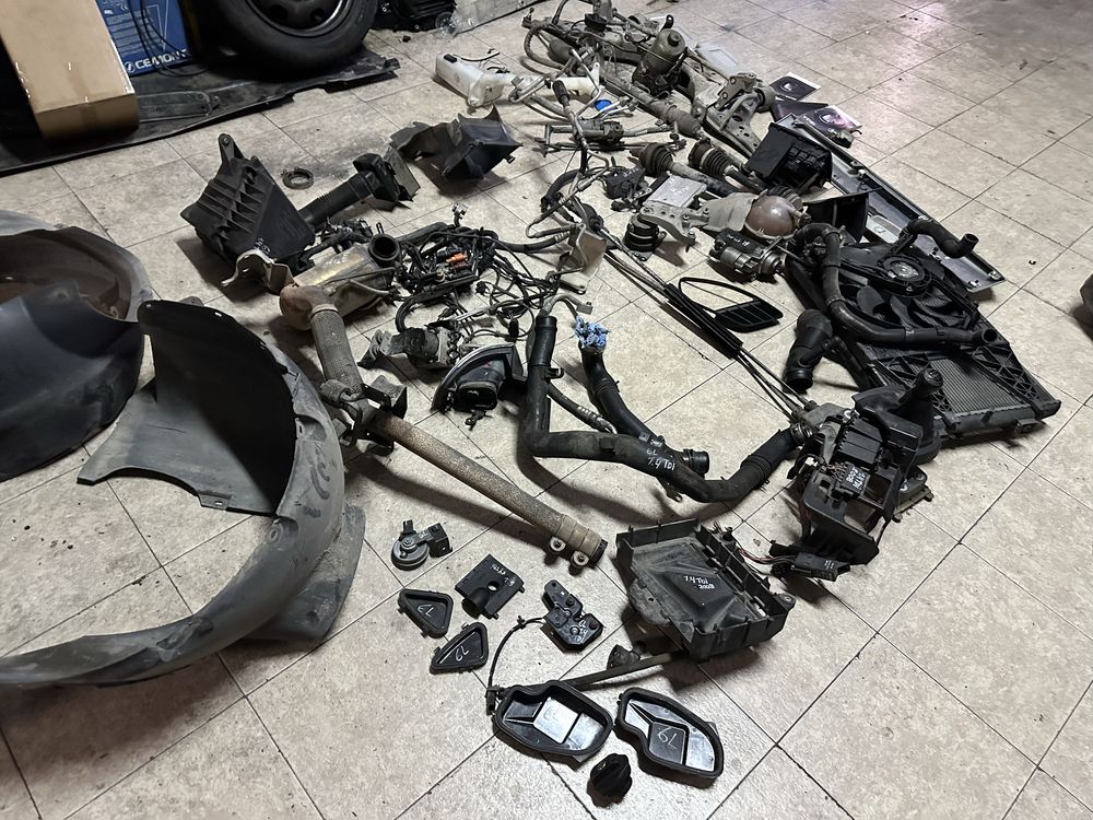 Seat ibiza 6L centralina motor motor escovas apoio motor arranque tubo