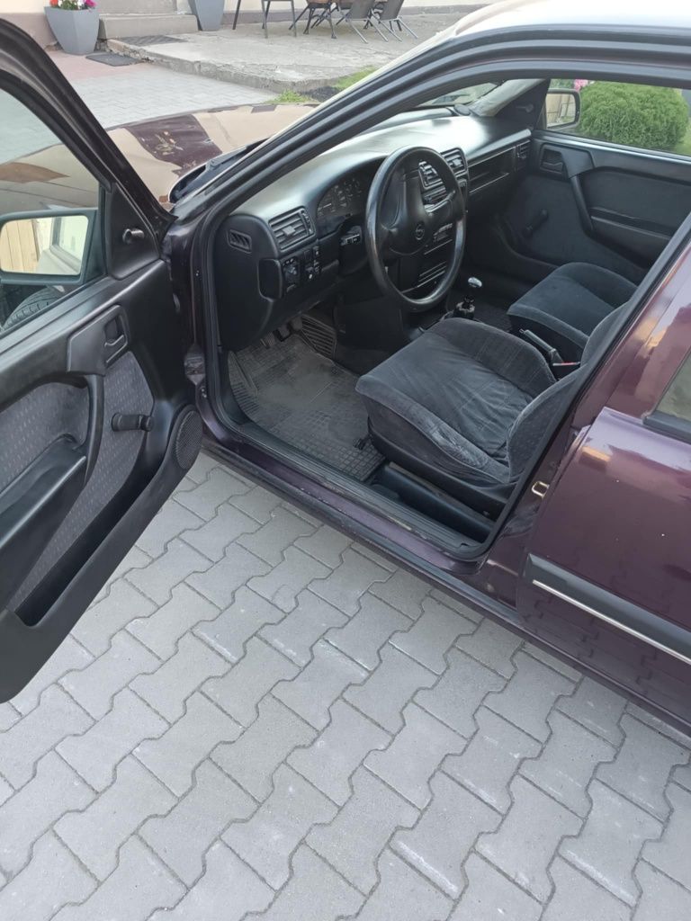 Opel Vectra A 94r.