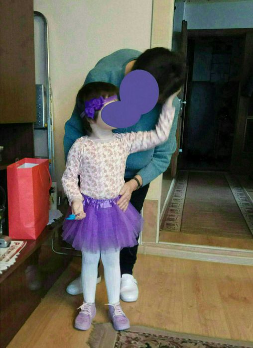 Fioletowy komplet: Spódniczka tiulowa i opaski.