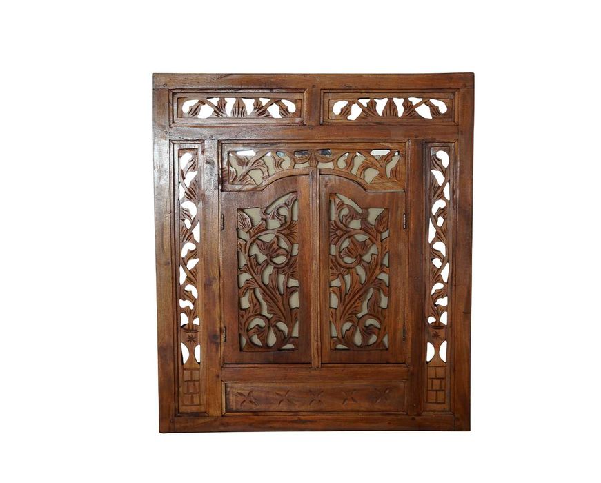 Lustro w drewnianej rzeźbionej ramie z okiennicami 80x90 cm