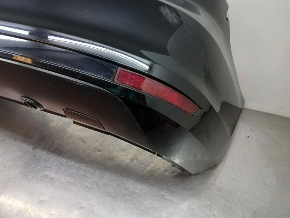 Pára-choques trás VOLKSWAGEN Jetta IV (162, 163)