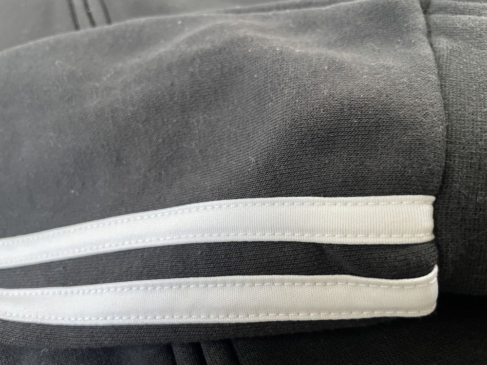 Bluza rozpinana czarna Adidas r.xs