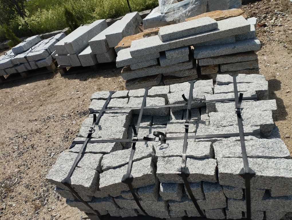 Kostka Granitowa Parapety Strzegom Grysy Łupek
