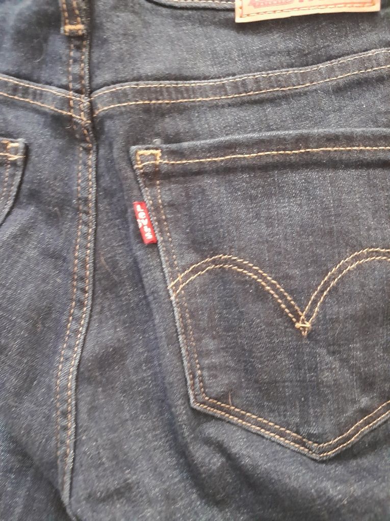 Spodnie Levis 27/32 nowe