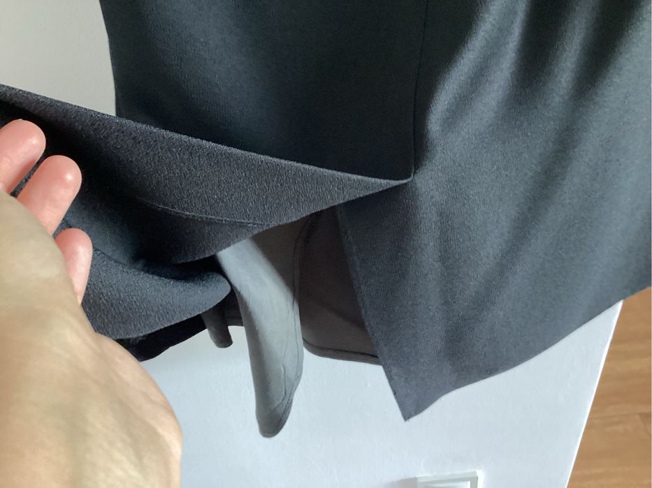 Spodnica damska czarna rozm 42/44 jak nowa