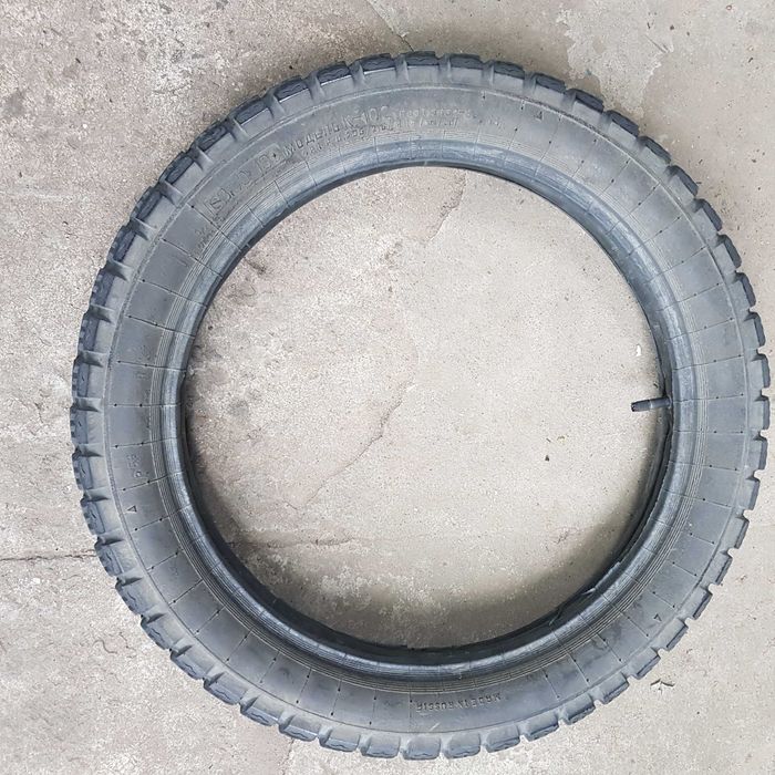 Мотошина 18Х3.50 б/у с камерой