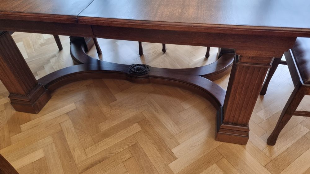 Stół dębowy + krzesła, koniec XIX w, po renowacji.