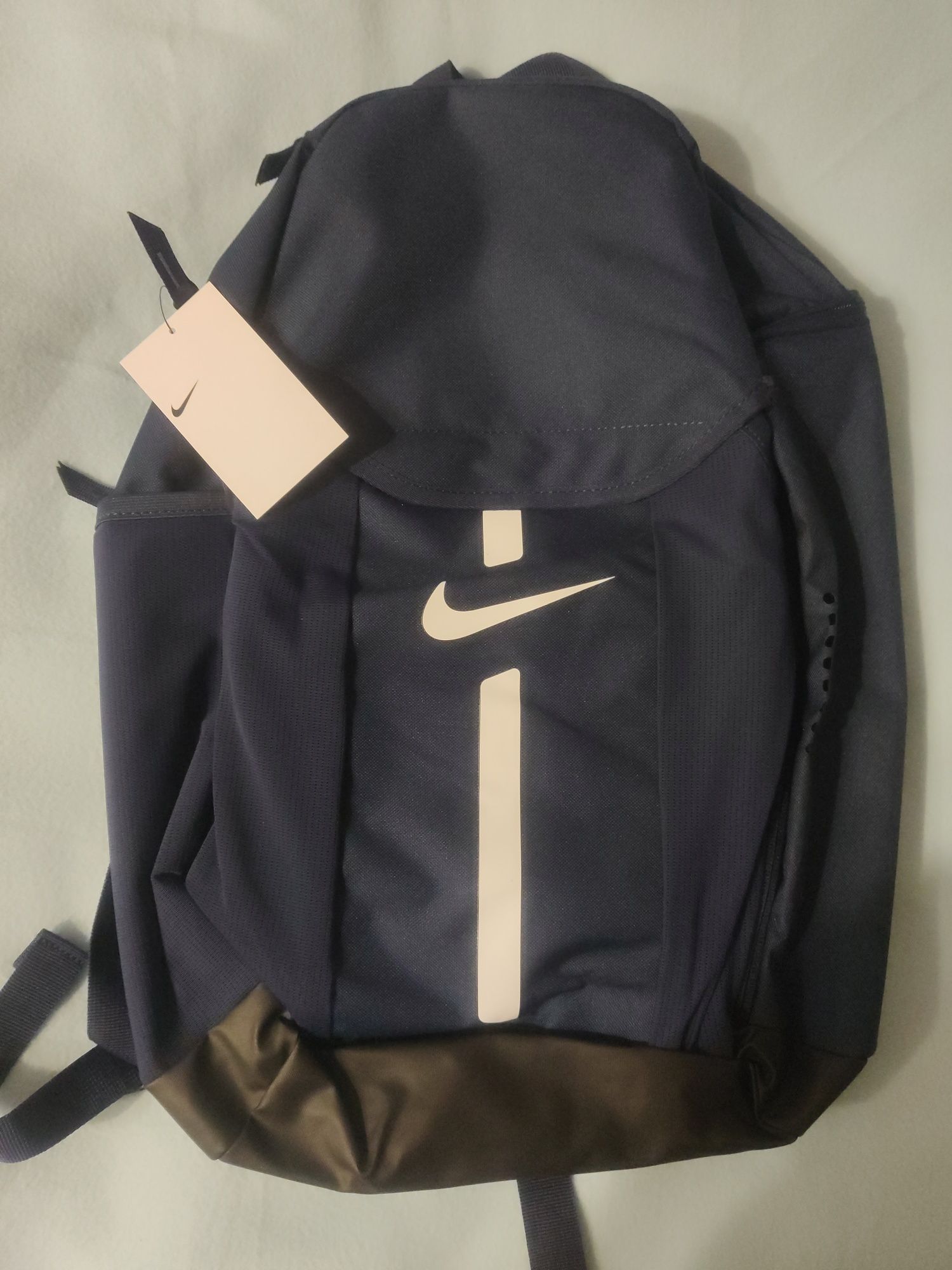 Nowy plecak Nike 30L