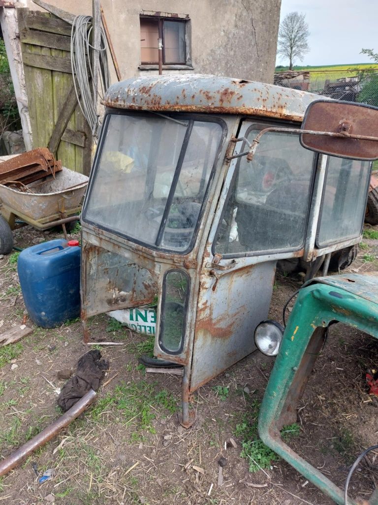 Kabina Ursus c 4011, c355, c360