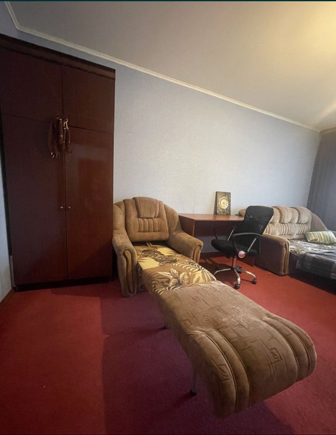 Продаж 3 кімнатної квартири по Грушевського 17 (р-н 9 школа)