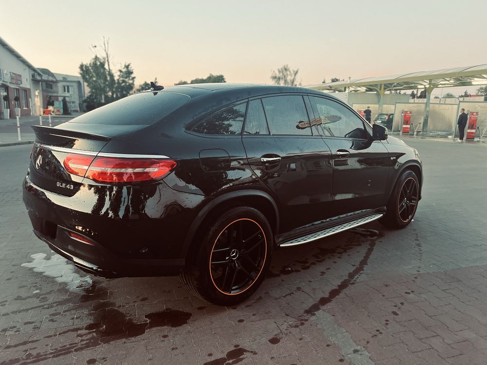 GLE Coupe 43AMG Orange Edition