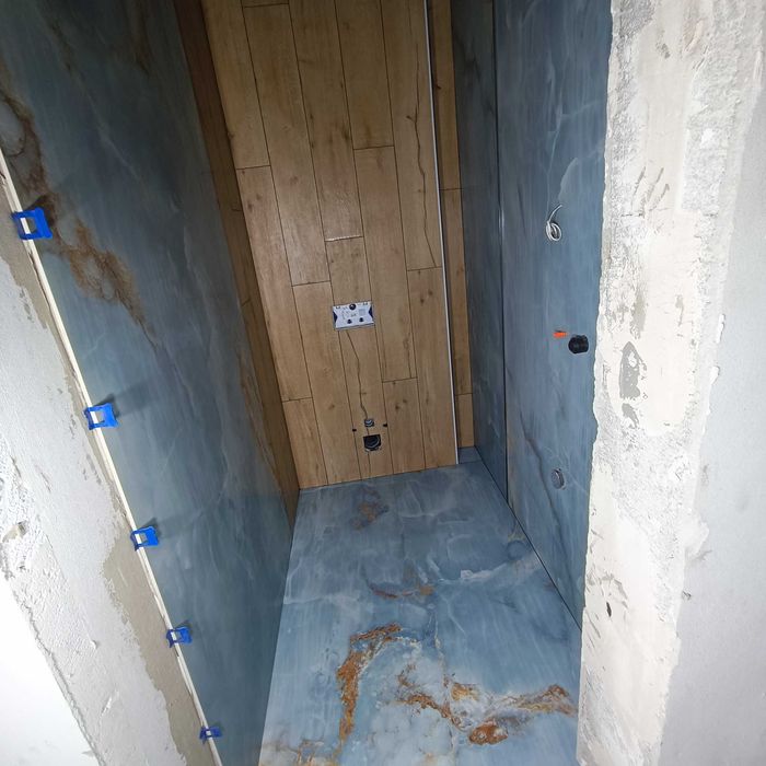 Wykończenia wnętrz.Remonty.Układanie płytek.Glazurnik.Szpachlowanie.