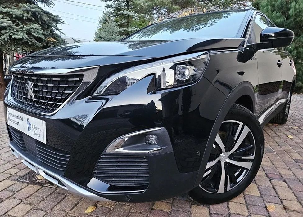 Peugeot 5008 GT Line_ 1.6 Turbo 180_ 7 Osob._Ledy _ Nawi _ Tablet_ Kamera