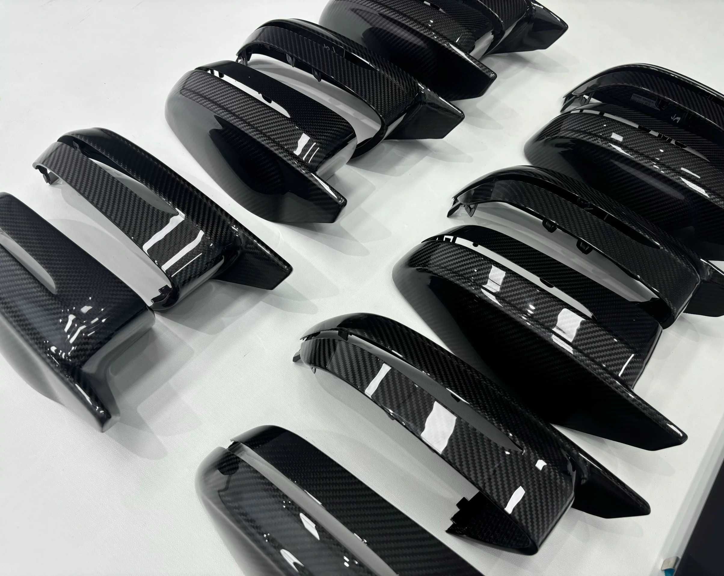 Obudowy Lusterek Nakładki BMW G80 G81 G82 G83 G87 CARBON