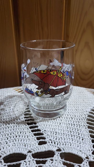 Urocza szklaneczka do napojów dla miłośników piesków