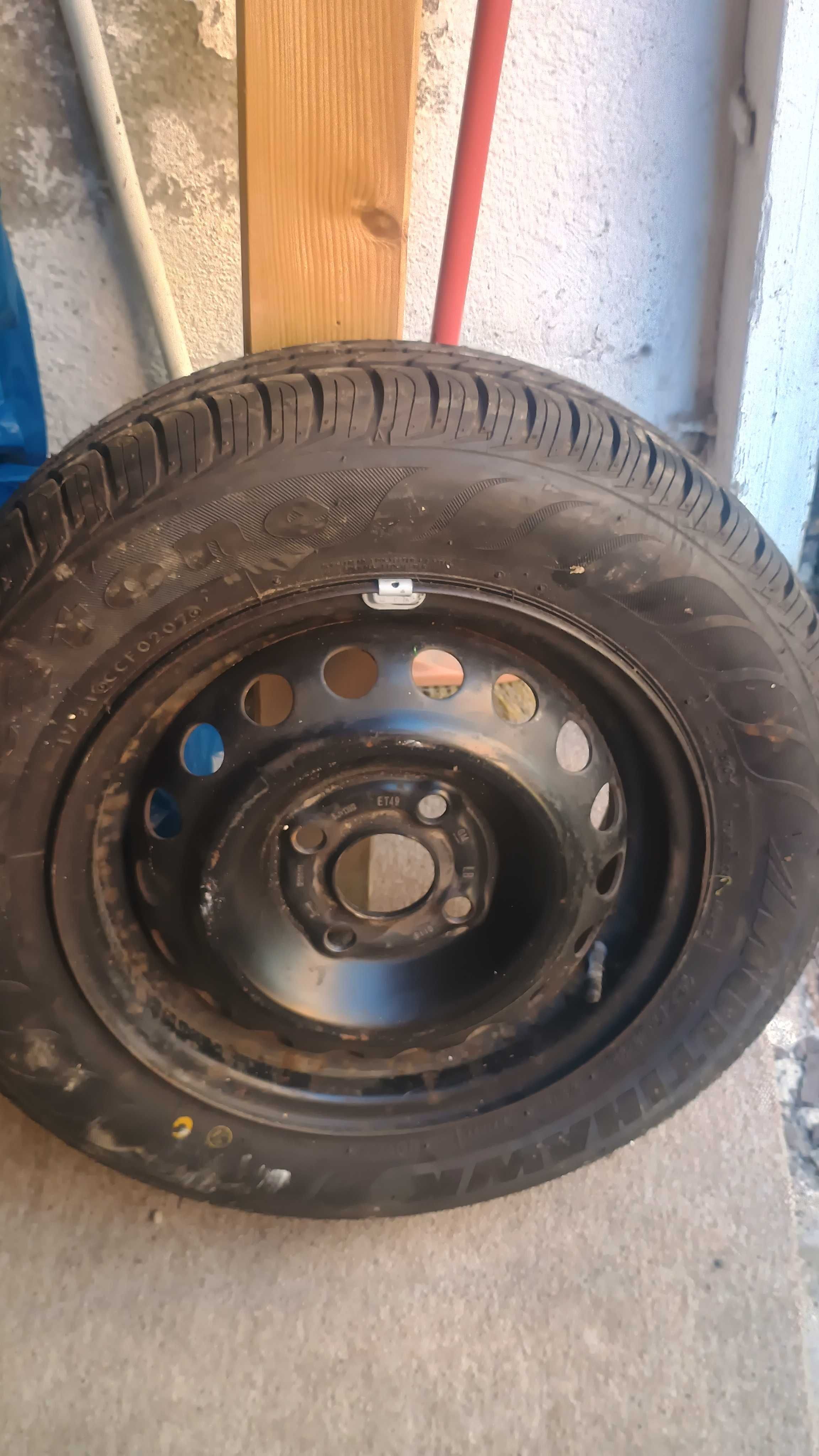 Opona z felga 165/70/13 et 49