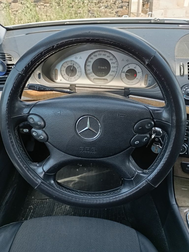 Mercedes Benz E 220 CDI 170 Auto