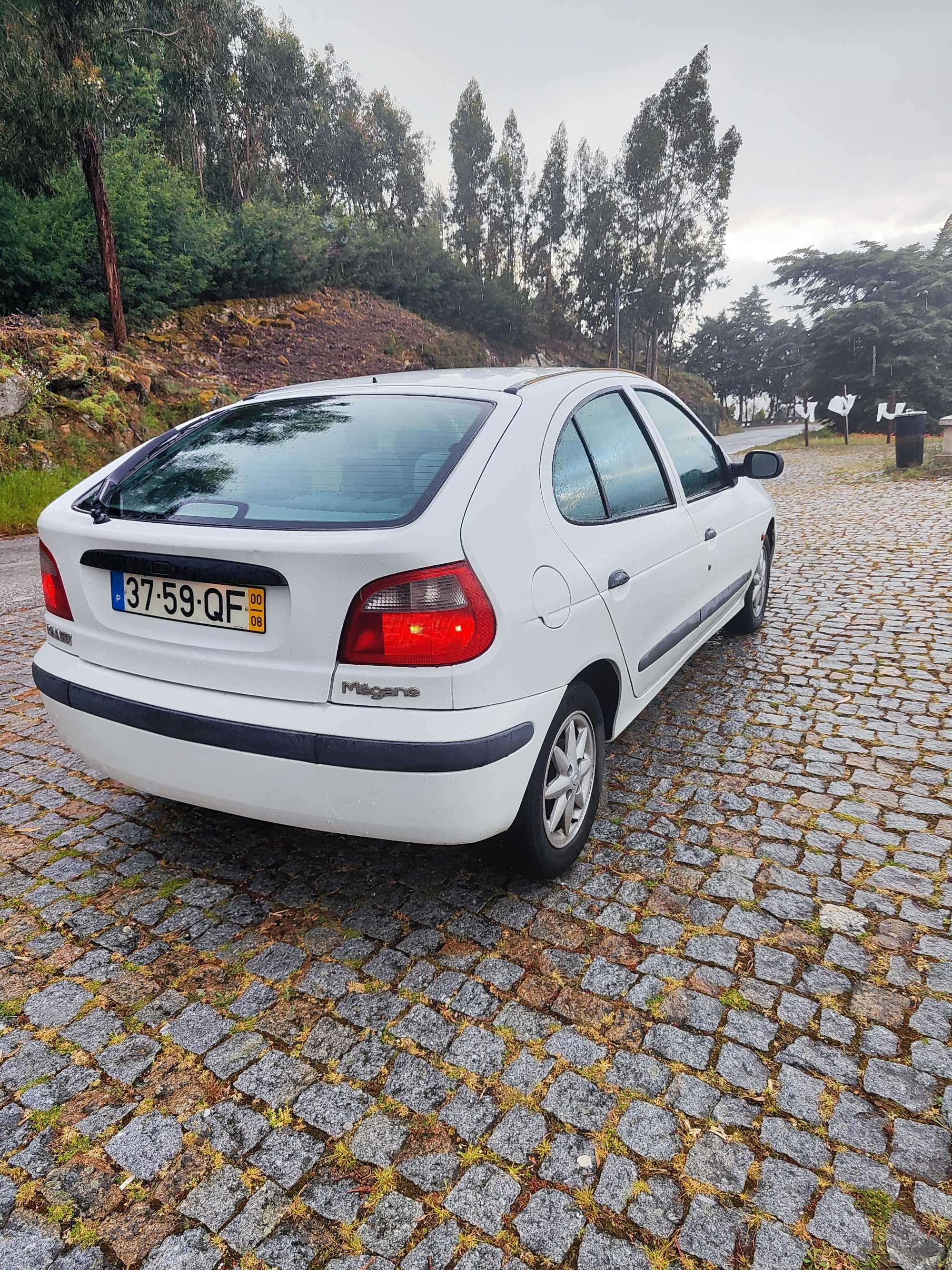 Renault Mégane 1.4 16V