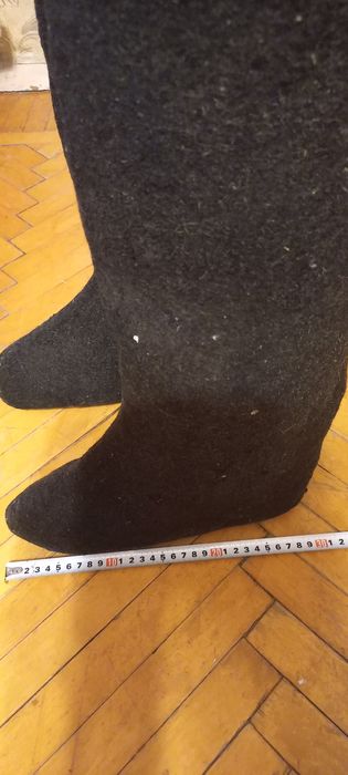 Валянки битые длина35см,высота50см(39-40размер)