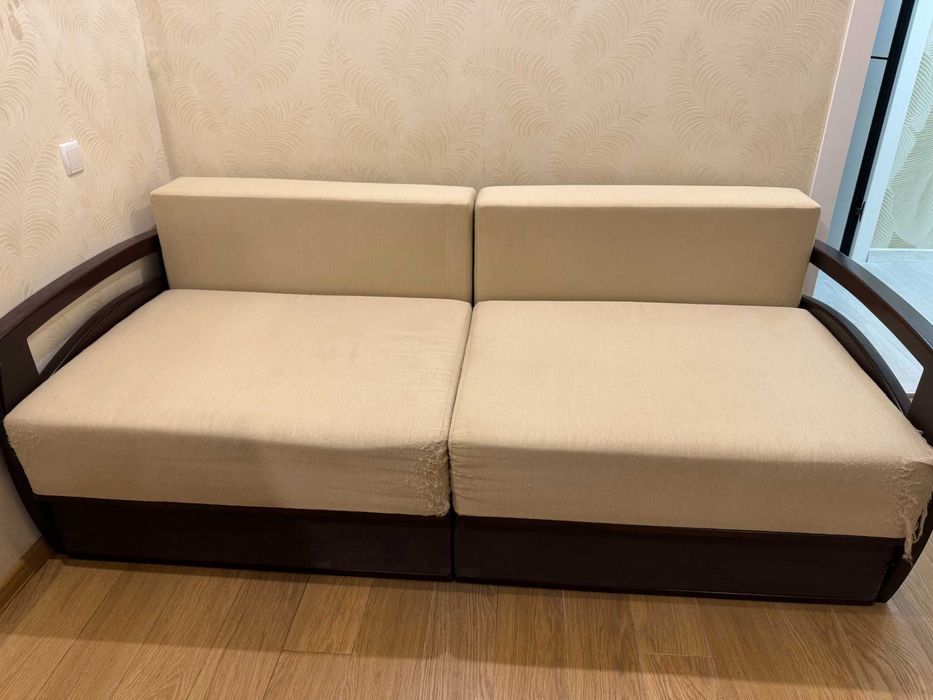 Срочно продам диван. Качественный раскладной 2 спальный диван кровать