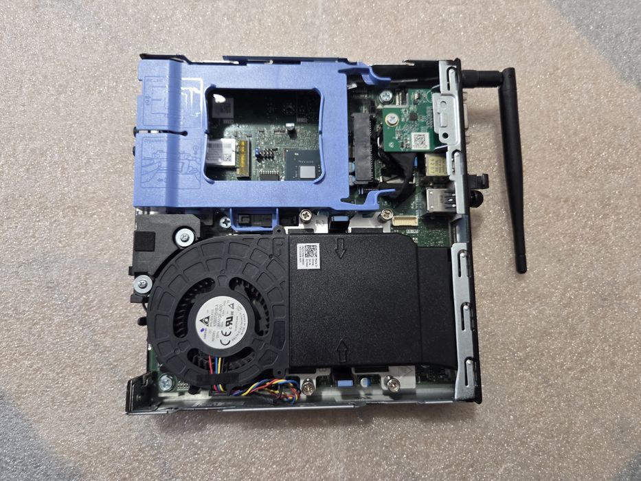 Неттоп, міні комп'ютер DELL OptiPlex 3060 i3-8100T/DDR4 8Gb